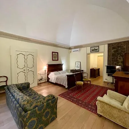 4 Balconi Rooms- Dimora Arditi Bed & Breakfast Lecce