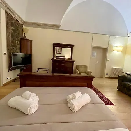 Bed & Breakfast 4 Balconi Rooms- Dimora Arditi *